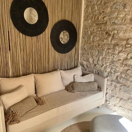 Villa Tserova Rocks Dhrosopiyi