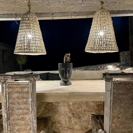Tserova Rocks Villa *